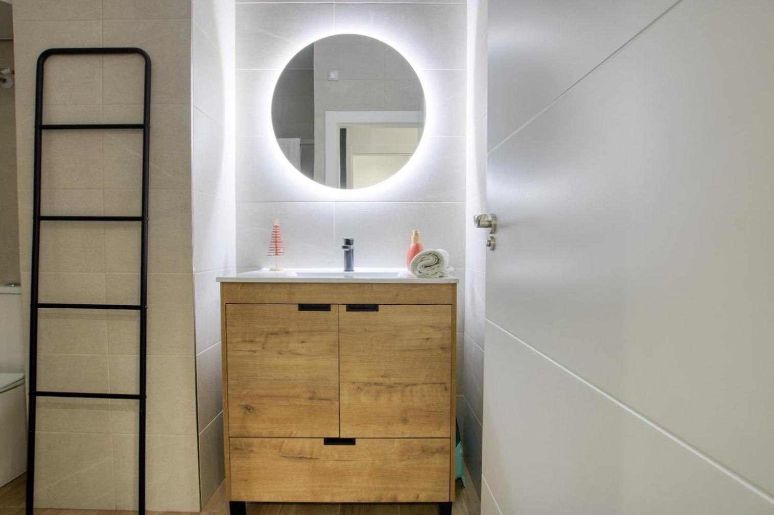 Apartamento Lokys Centro Ciudad, Parking Privado Gratuito Murcia Eksteriør billede